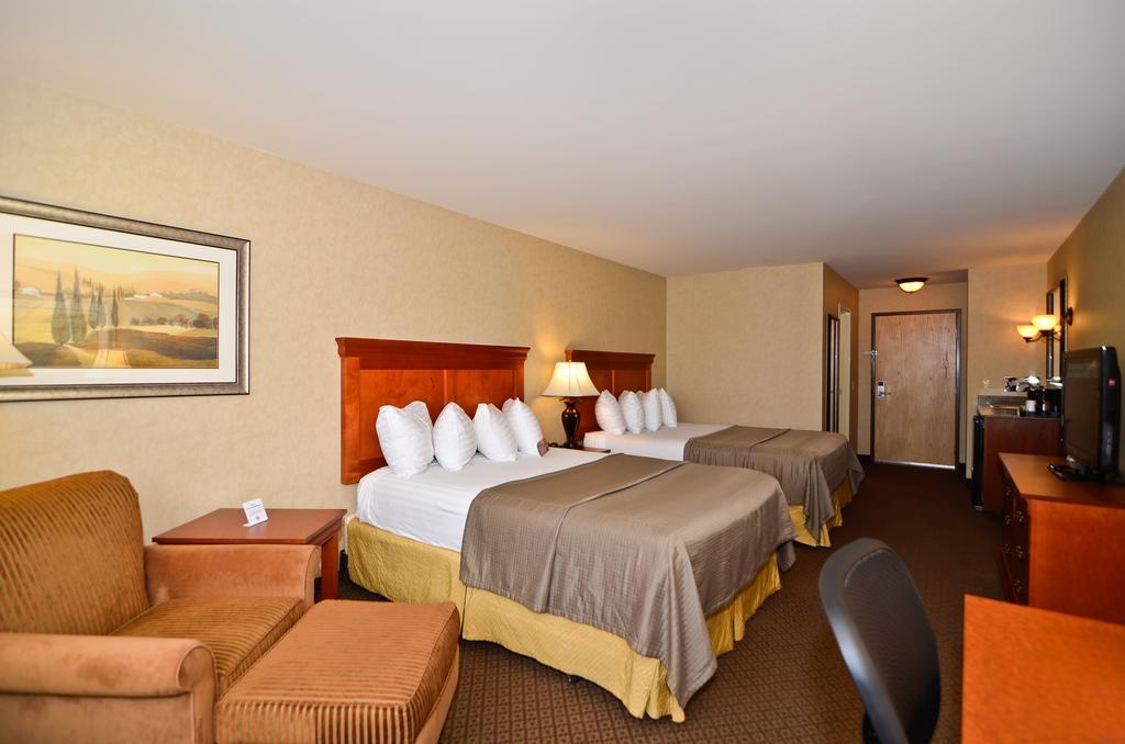 Best Western Plus Kennewick Inn Exterior photo