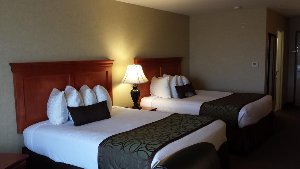 Best Western Plus Kennewick Inn Exterior photo