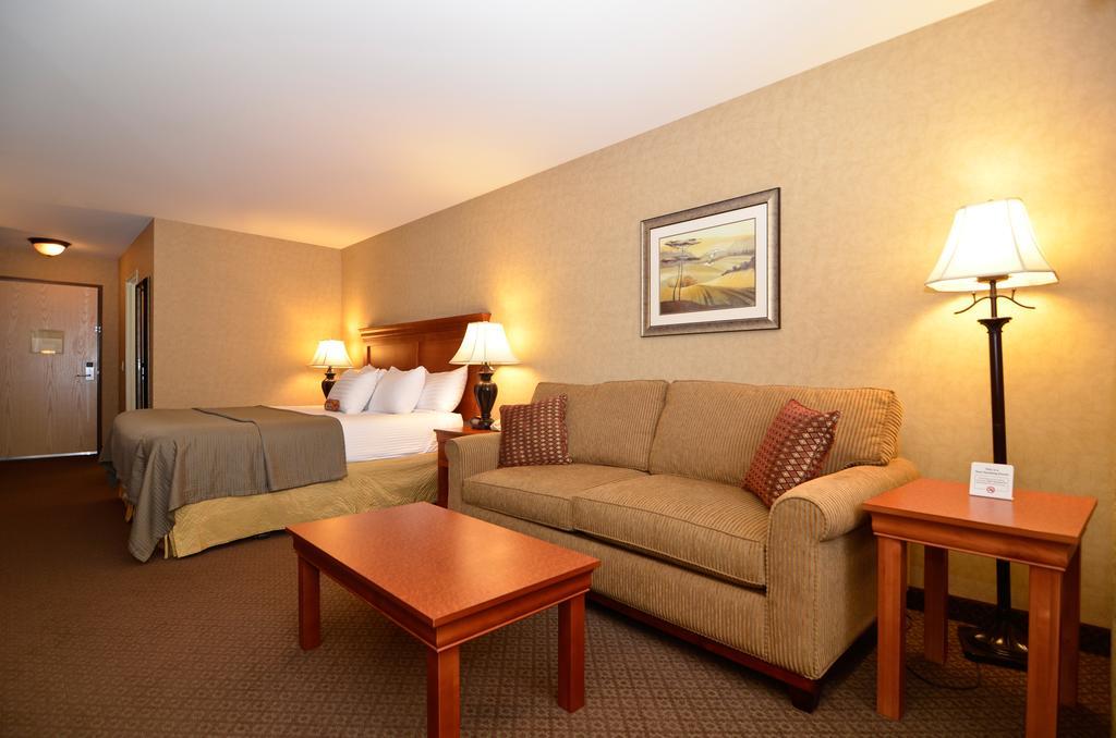 Best Western Plus Kennewick Inn Exterior photo